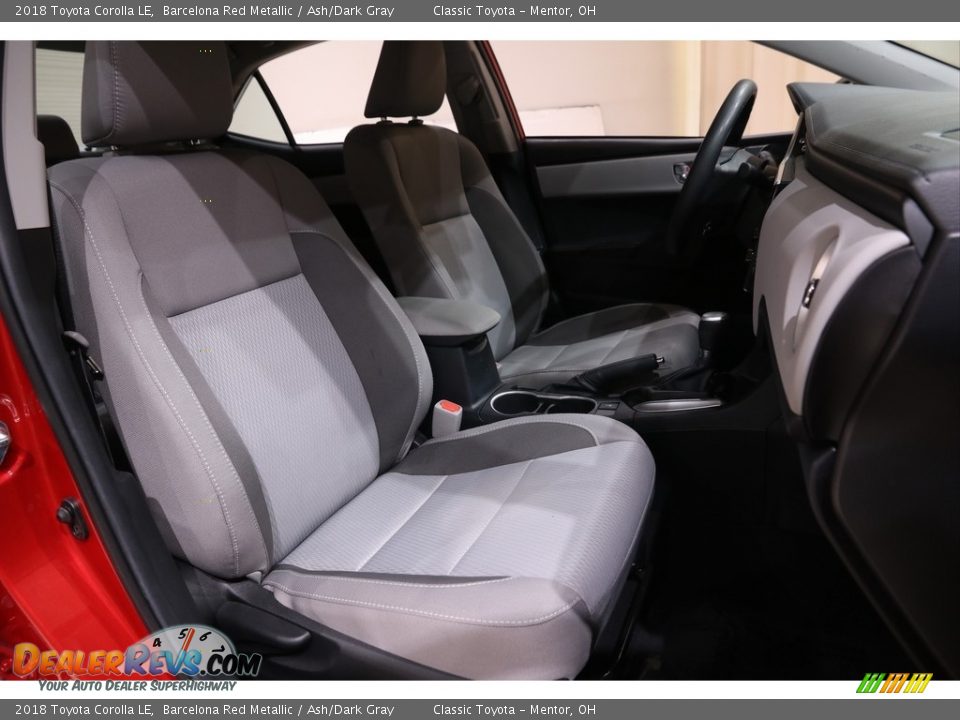 2018 Toyota Corolla LE Barcelona Red Metallic / Ash/Dark Gray Photo #13