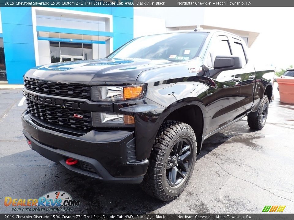 2019 Chevrolet Silverado 1500 Custom Z71 Trail Boss Double Cab 4WD Black / Jet Black Photo #2