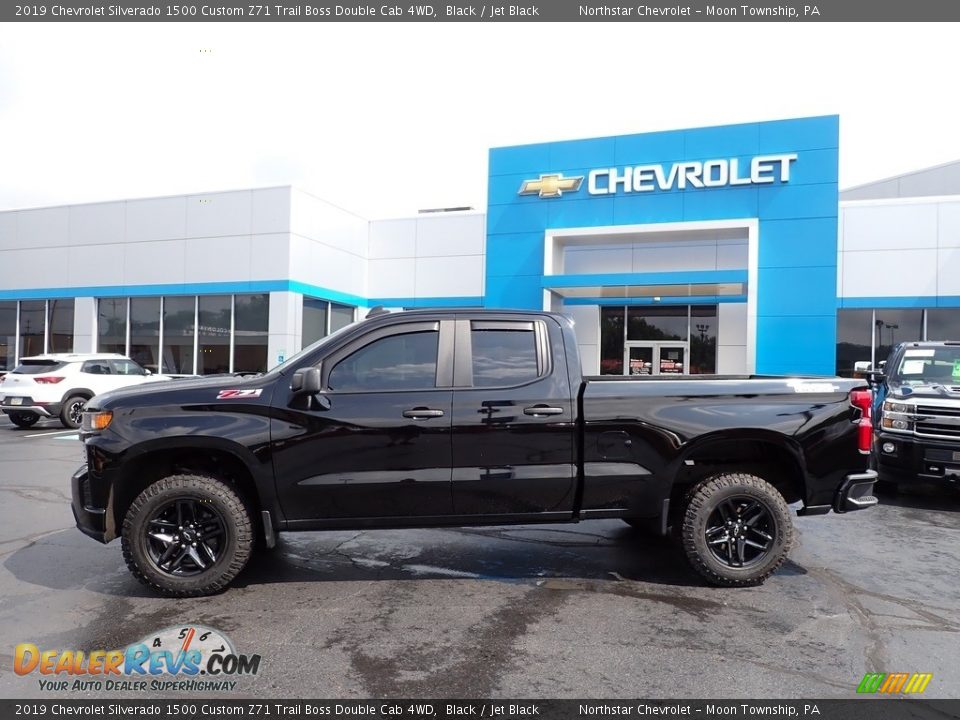 2019 Chevrolet Silverado 1500 Custom Z71 Trail Boss Double Cab 4WD Black / Jet Black Photo #3