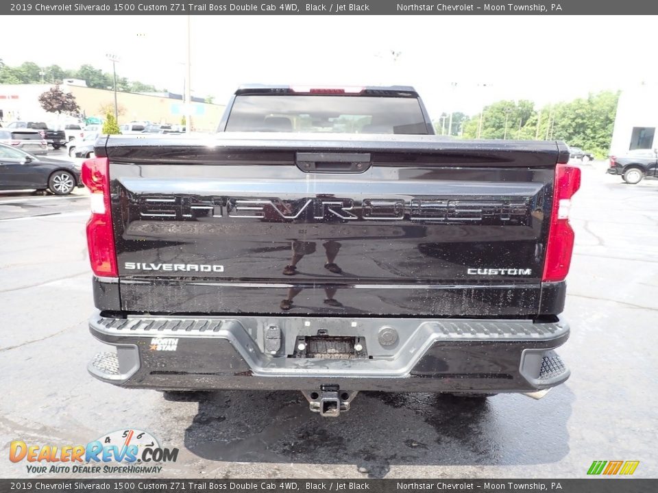 2019 Chevrolet Silverado 1500 Custom Z71 Trail Boss Double Cab 4WD Black / Jet Black Photo #6