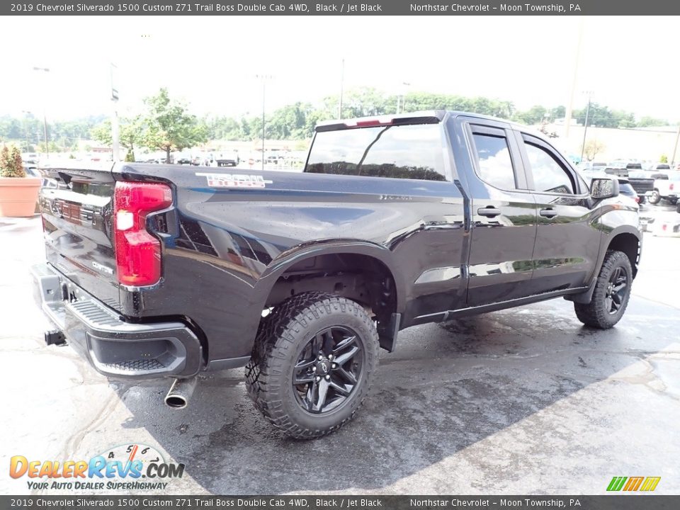 2019 Chevrolet Silverado 1500 Custom Z71 Trail Boss Double Cab 4WD Black / Jet Black Photo #8