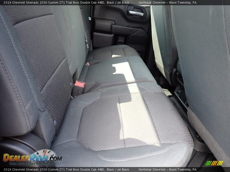 2019 Chevrolet Silverado 1500 Custom Z71 Trail Boss Double Cab 4WD Black / Jet Black Photo #17