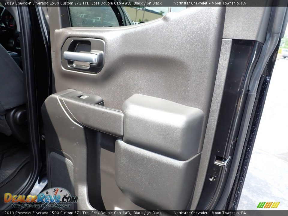 2019 Chevrolet Silverado 1500 Custom Z71 Trail Boss Double Cab 4WD Black / Jet Black Photo #18