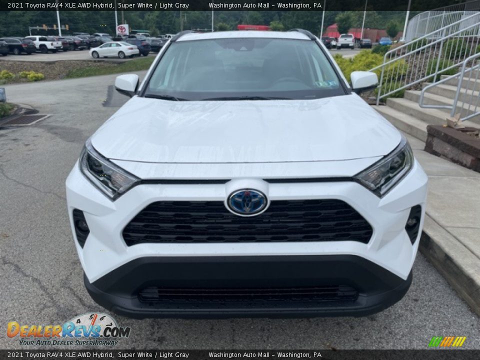 2021 Toyota RAV4 XLE AWD Hybrid Super White / Light Gray Photo #6