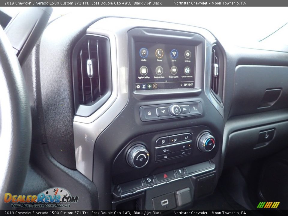 2019 Chevrolet Silverado 1500 Custom Z71 Trail Boss Double Cab 4WD Black / Jet Black Photo #27