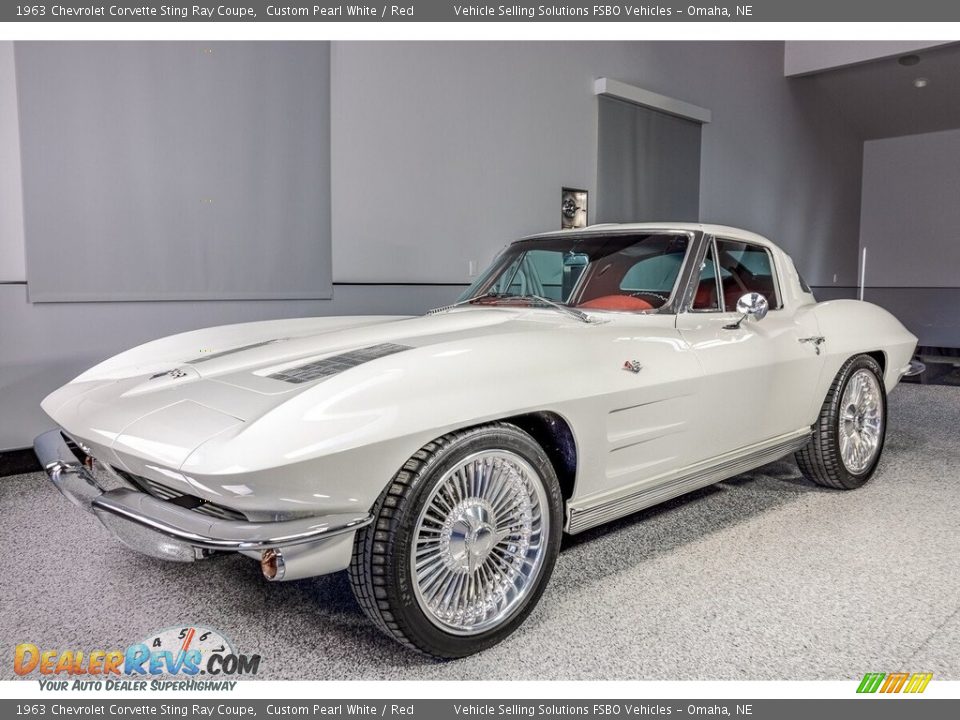 1963 Chevrolet Corvette Sting Ray Coupe Custom Pearl White / Red Photo #2