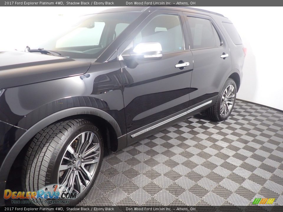 2017 Ford Explorer Platinum 4WD Shadow Black / Ebony Black Photo #12