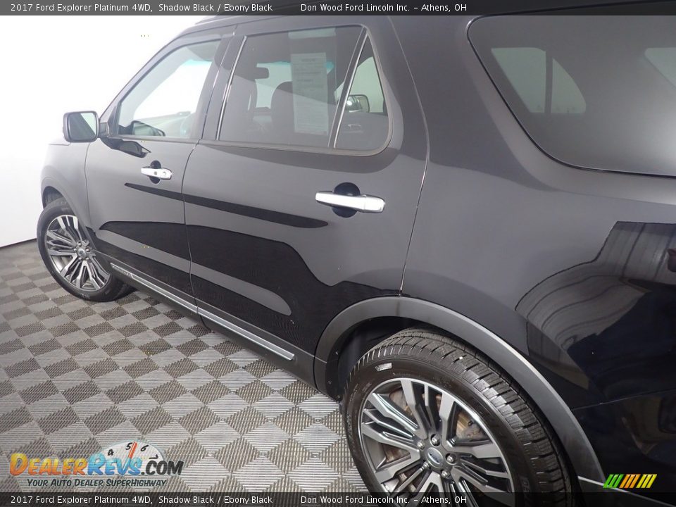 2017 Ford Explorer Platinum 4WD Shadow Black / Ebony Black Photo #21