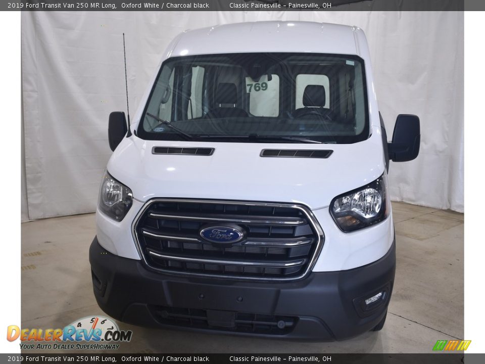 2019 Ford Transit Van 250 MR Long Oxford White / Charcoal black Photo #4