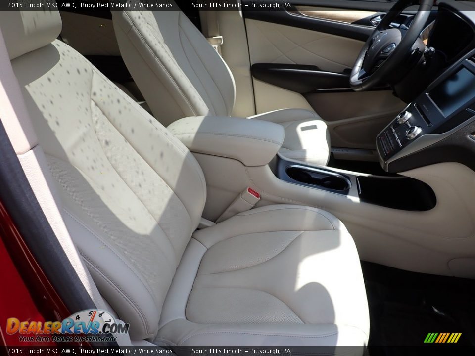 2015 Lincoln MKC AWD Ruby Red Metallic / White Sands Photo #11