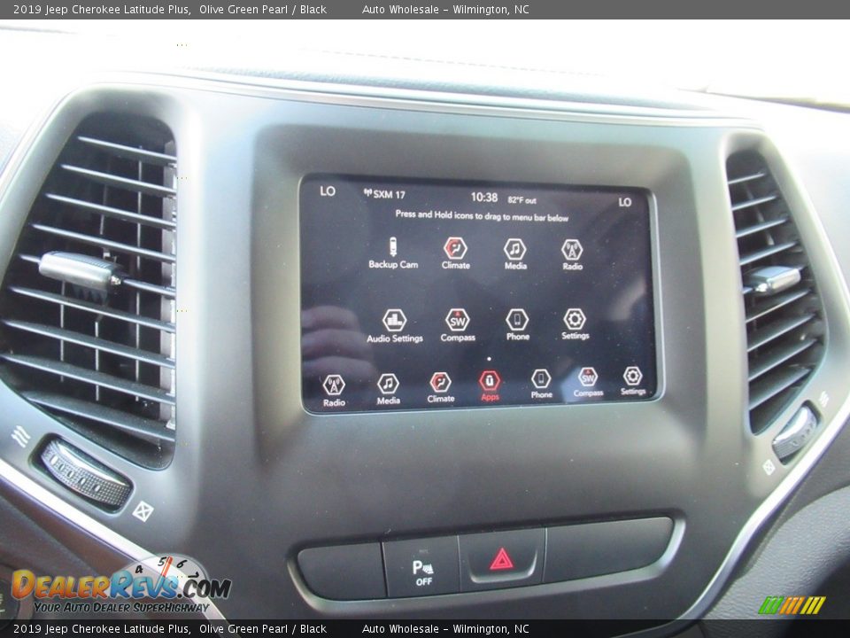 2019 Jeep Cherokee Latitude Plus Olive Green Pearl / Black Photo #17