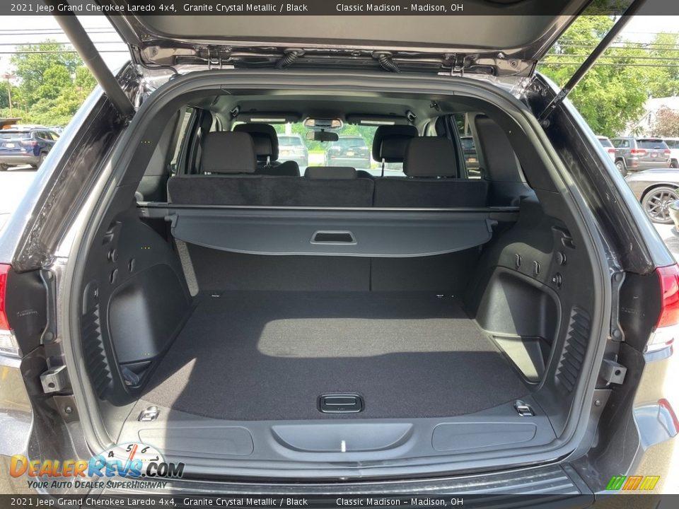 2021 Jeep Grand Cherokee Laredo 4x4 Granite Crystal Metallic / Black Photo #11