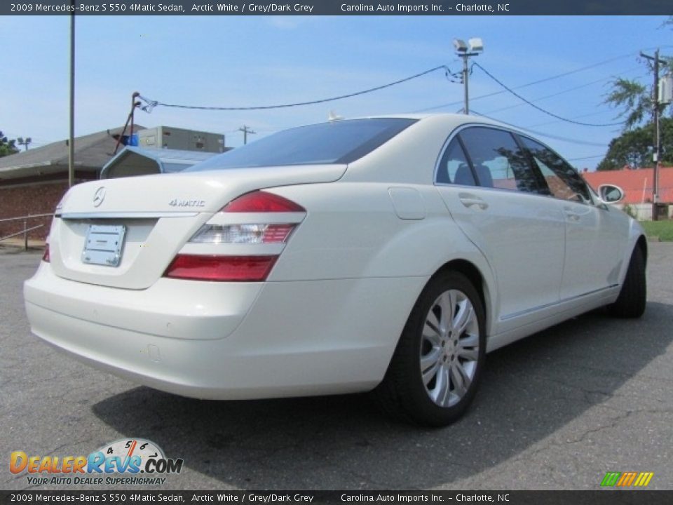 2009 Mercedes-Benz S 550 4Matic Sedan Arctic White / Grey/Dark Grey Photo #10