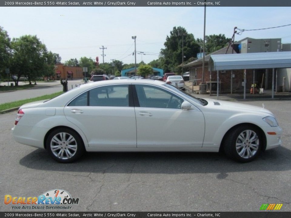 2009 Mercedes-Benz S 550 4Matic Sedan Arctic White / Grey/Dark Grey Photo #11
