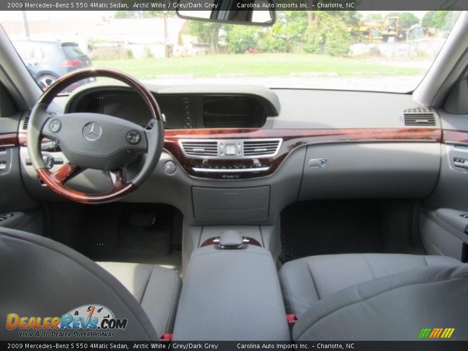 2009 Mercedes-Benz S 550 4Matic Sedan Arctic White / Grey/Dark Grey Photo #13