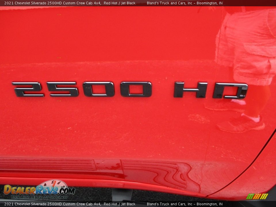 2021 Chevrolet Silverado 2500HD Custom Crew Cab 4x4 Red Hot / Jet Black Photo #27