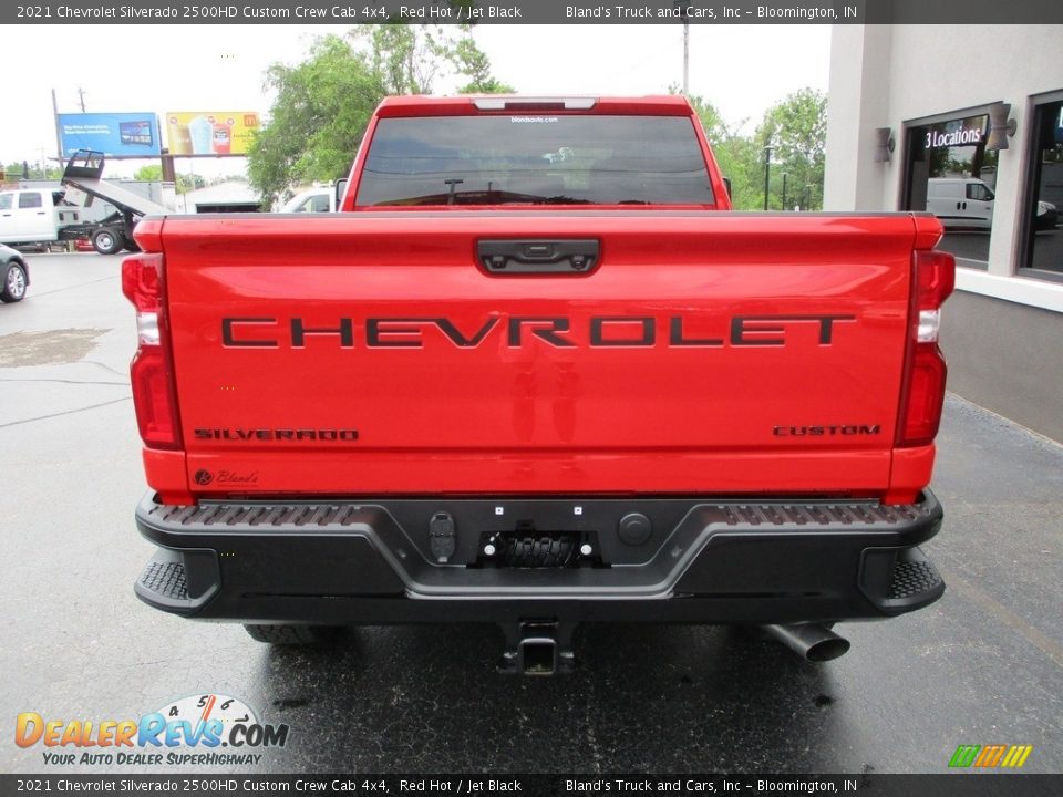 2021 Chevrolet Silverado 2500HD Custom Crew Cab 4x4 Red Hot / Jet Black Photo #29