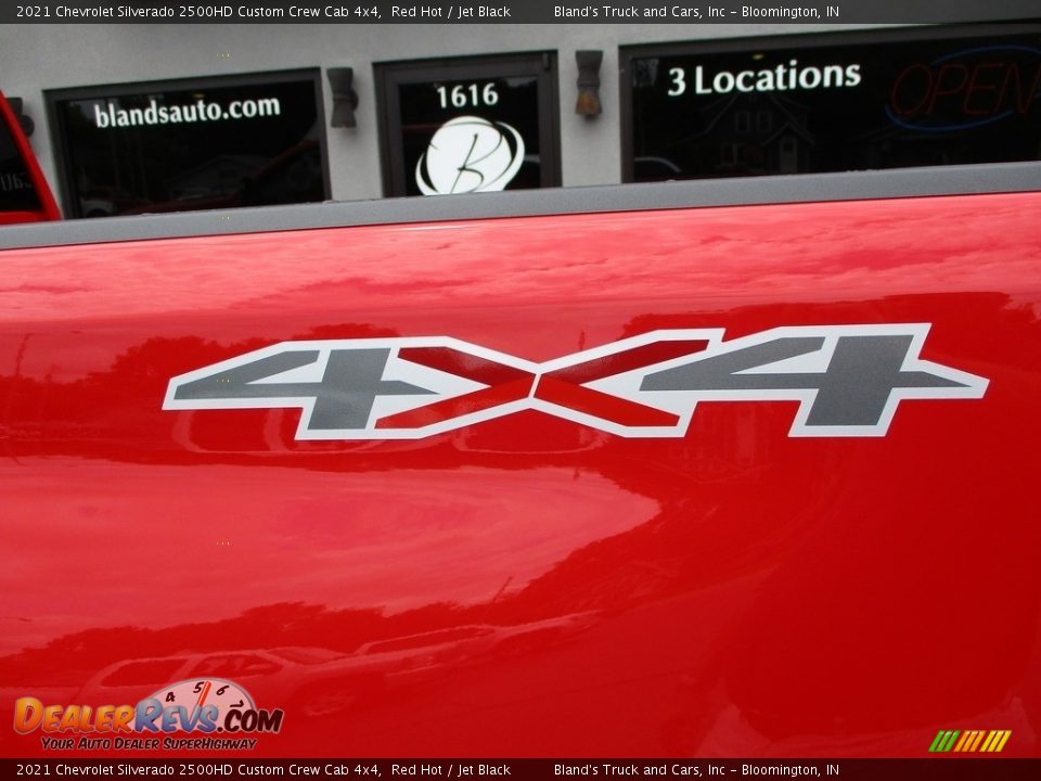 2021 Chevrolet Silverado 2500HD Custom Crew Cab 4x4 Red Hot / Jet Black Photo #33