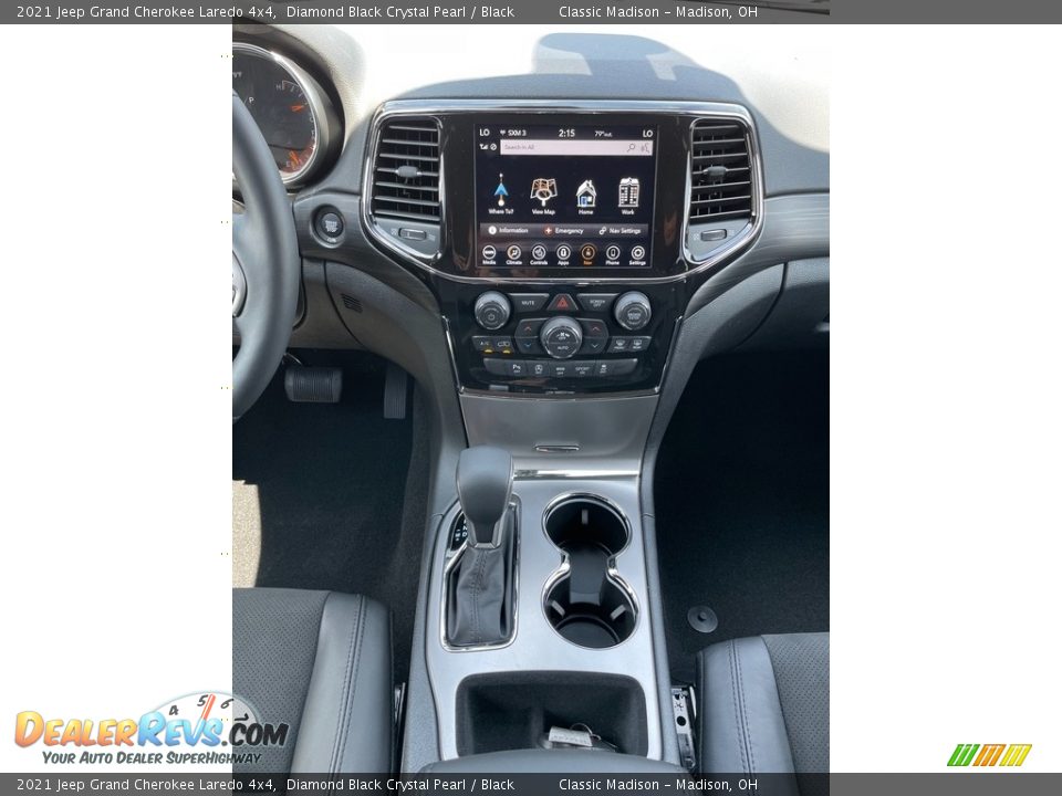 Controls of 2021 Jeep Grand Cherokee Laredo 4x4 Photo #6