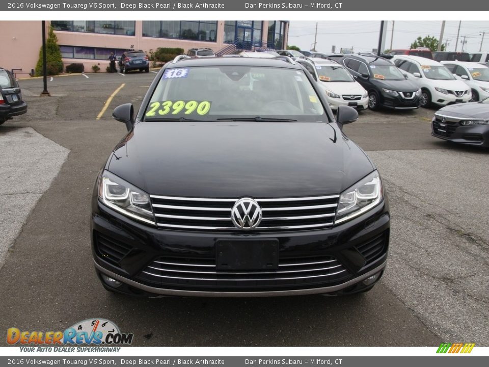 2016 Volkswagen Touareg V6 Sport Deep Black Pearl / Black Anthracite Photo #2