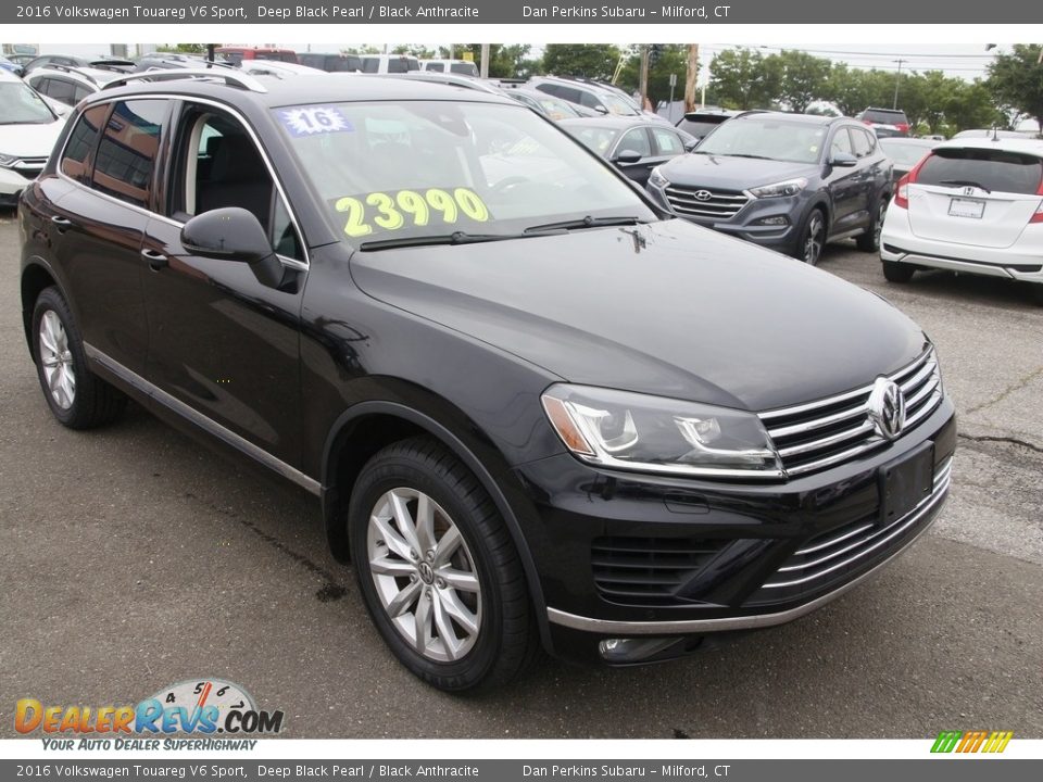2016 Volkswagen Touareg V6 Sport Deep Black Pearl / Black Anthracite Photo #3