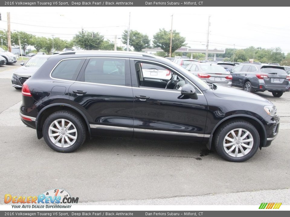 2016 Volkswagen Touareg V6 Sport Deep Black Pearl / Black Anthracite Photo #4