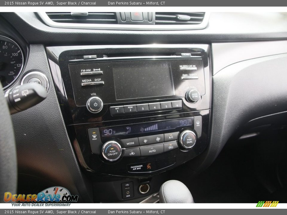 2015 Nissan Rogue SV AWD Super Black / Charcoal Photo #18