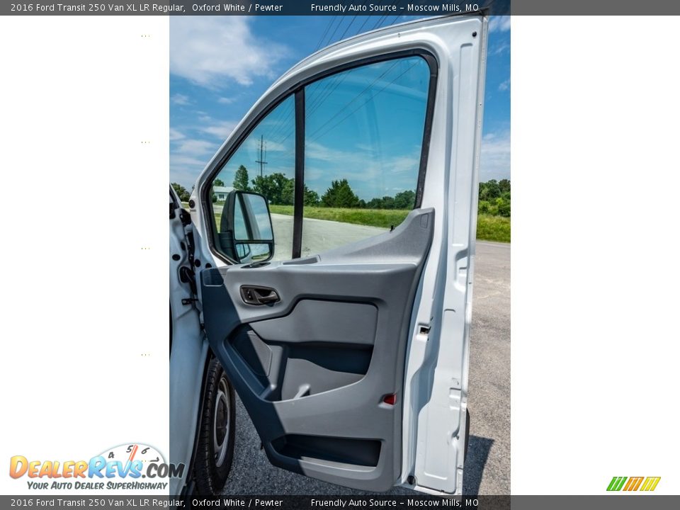 2016 Ford Transit 250 Van XL LR Regular Oxford White / Pewter Photo #26