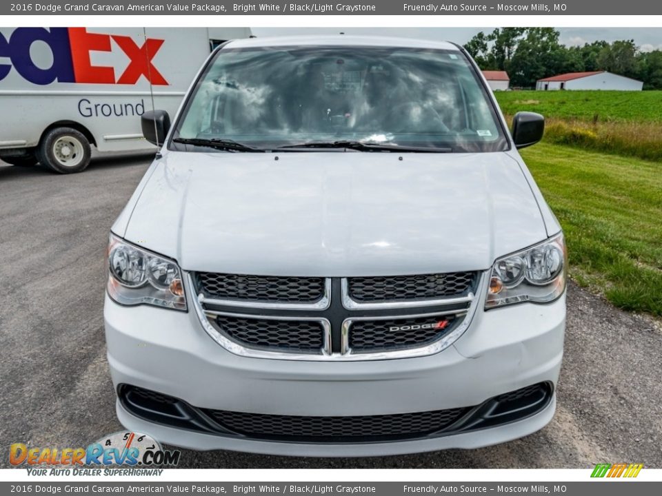 2016 Dodge Grand Caravan American Value Package Bright White / Black/Light Graystone Photo #9