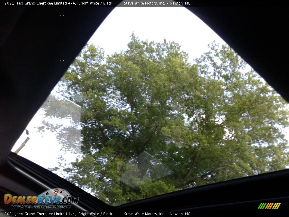 2021 Jeep Grand Cherokee Limited 4x4 Bright White / Black Photo #31