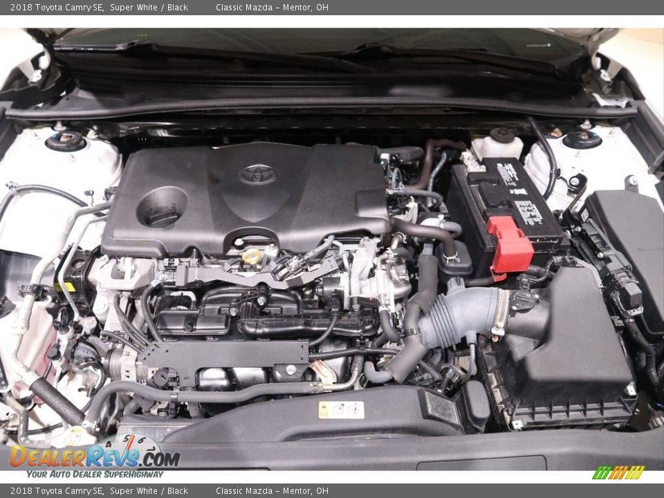 2018 Toyota Camry SE Super White / Black Photo #16