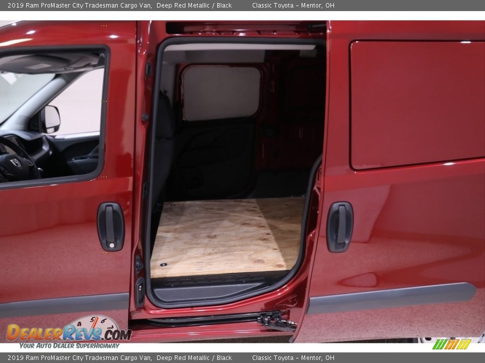 2019 Ram ProMaster City Tradesman Cargo Van Deep Red Metallic / Black Photo #17
