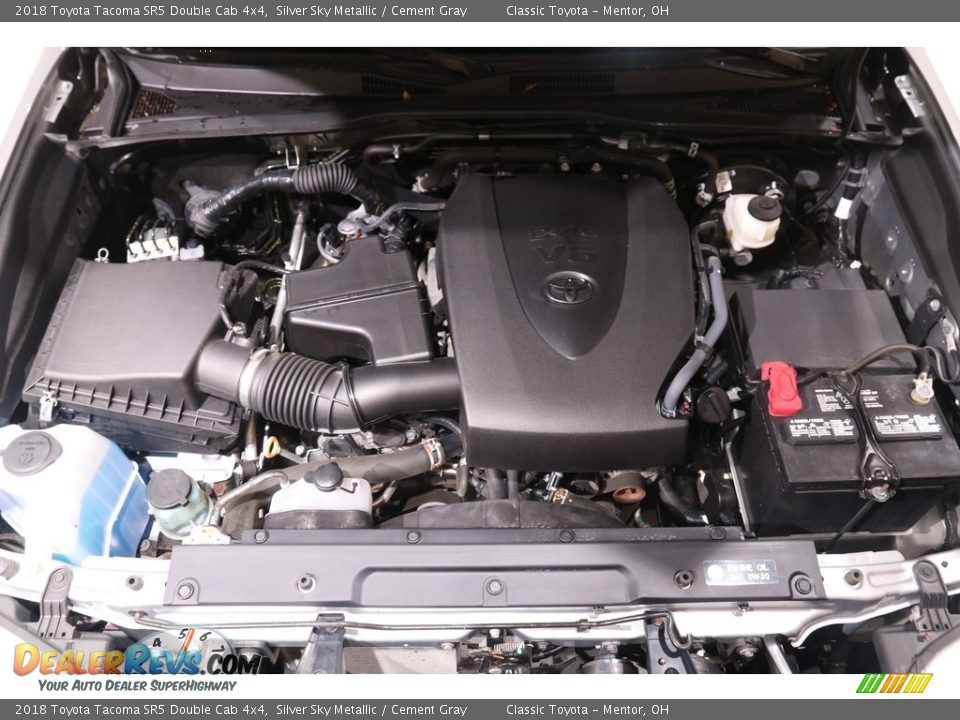 2018 Toyota Tacoma SR5 Double Cab 4x4 Silver Sky Metallic / Cement Gray Photo #18