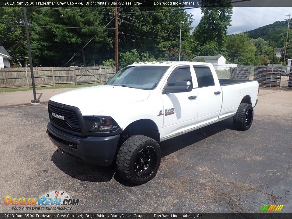 Front 3/4 View of 2013 Ram 3500 Tradesman Crew Cab 4x4 Photo #8