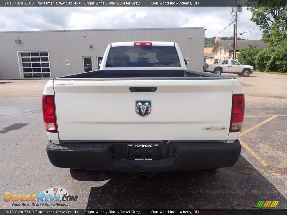 2013 Ram 3500 Tradesman Crew Cab 4x4 Bright White / Black/Diesel Gray Photo #12