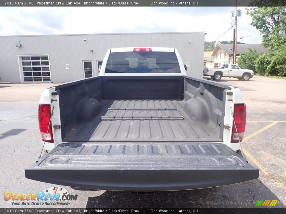 2013 Ram 3500 Tradesman Crew Cab 4x4 Bright White / Black/Diesel Gray Photo #13