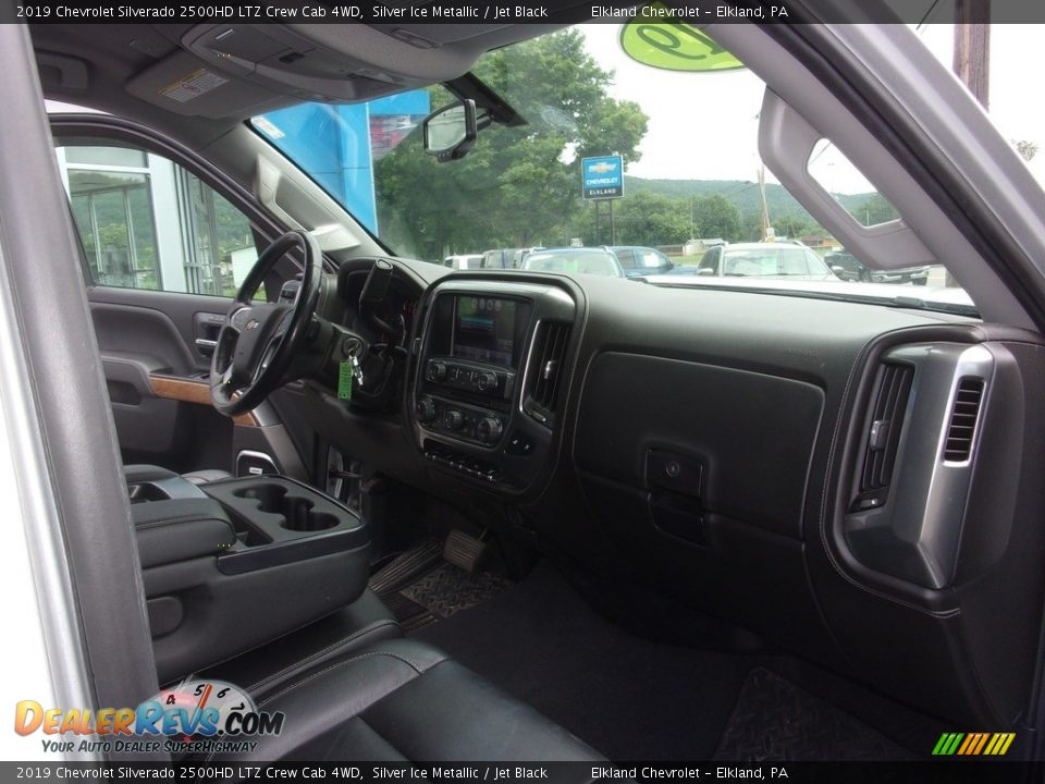2019 Chevrolet Silverado 2500HD LTZ Crew Cab 4WD Silver Ice Metallic / Jet Black Photo #22