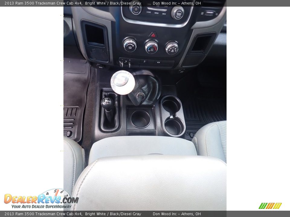 2013 Ram 3500 Tradesman Crew Cab 4x4 Shifter Photo #31