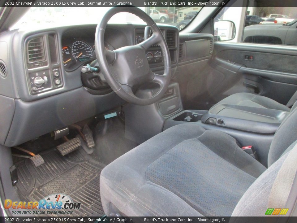 2002 Chevrolet Silverado 2500 LS Crew Cab Summit White / Graphite Photo #6