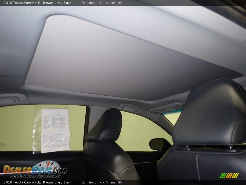 2018 Toyota Camry XLE Brownstone / Black Photo #2
