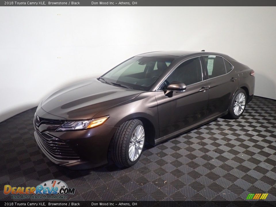 2018 Toyota Camry XLE Brownstone / Black Photo #11