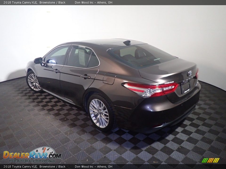2018 Toyota Camry XLE Brownstone / Black Photo #14