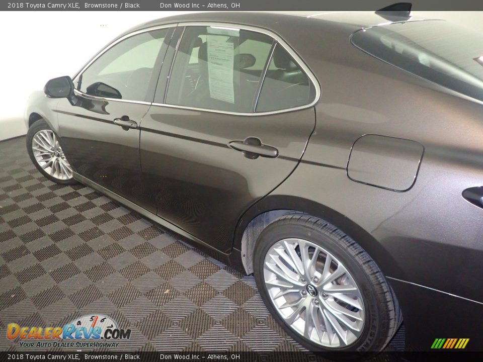 2018 Toyota Camry XLE Brownstone / Black Photo #20