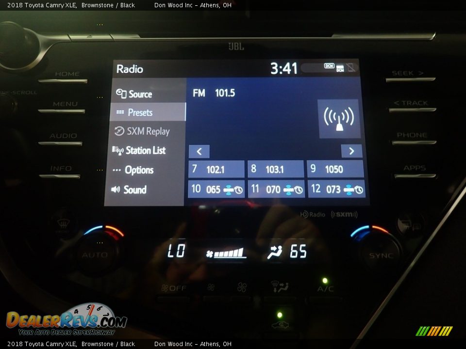 2018 Toyota Camry XLE Brownstone / Black Photo #28