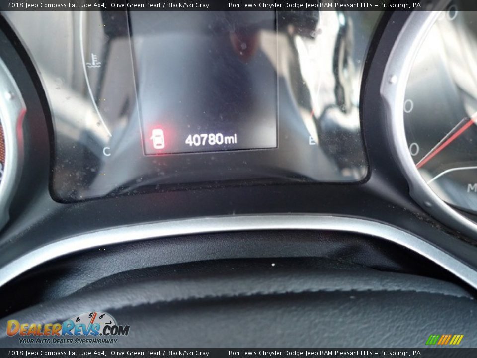 2018 Jeep Compass Latitude 4x4 Olive Green Pearl / Black/Ski Gray Photo #2