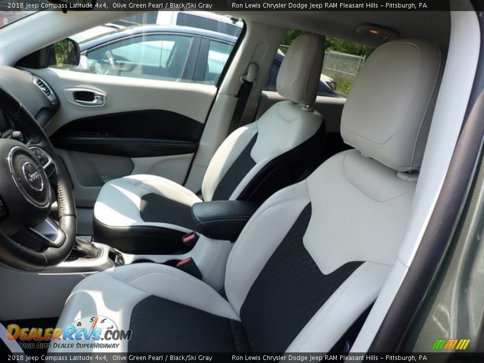 2018 Jeep Compass Latitude 4x4 Olive Green Pearl / Black/Ski Gray Photo #4