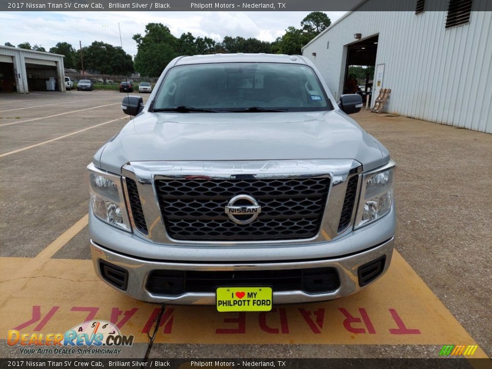 2017 Nissan Titan SV Crew Cab Brilliant Silver / Black Photo #2