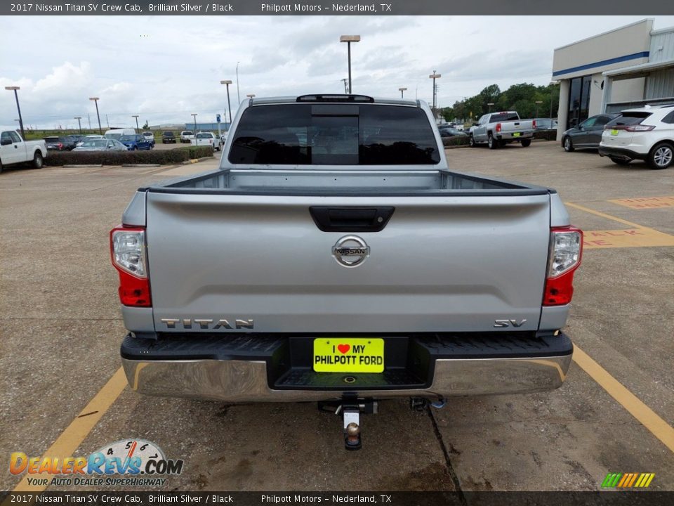 2017 Nissan Titan SV Crew Cab Brilliant Silver / Black Photo #6