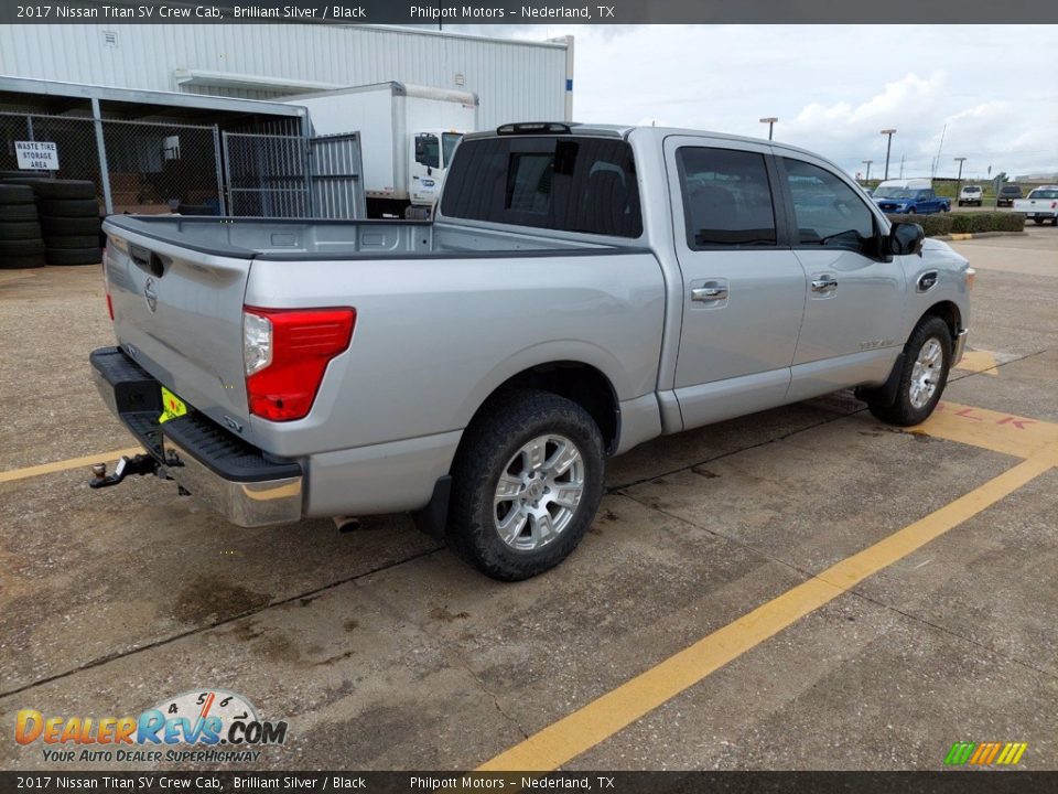 2017 Nissan Titan SV Crew Cab Brilliant Silver / Black Photo #7