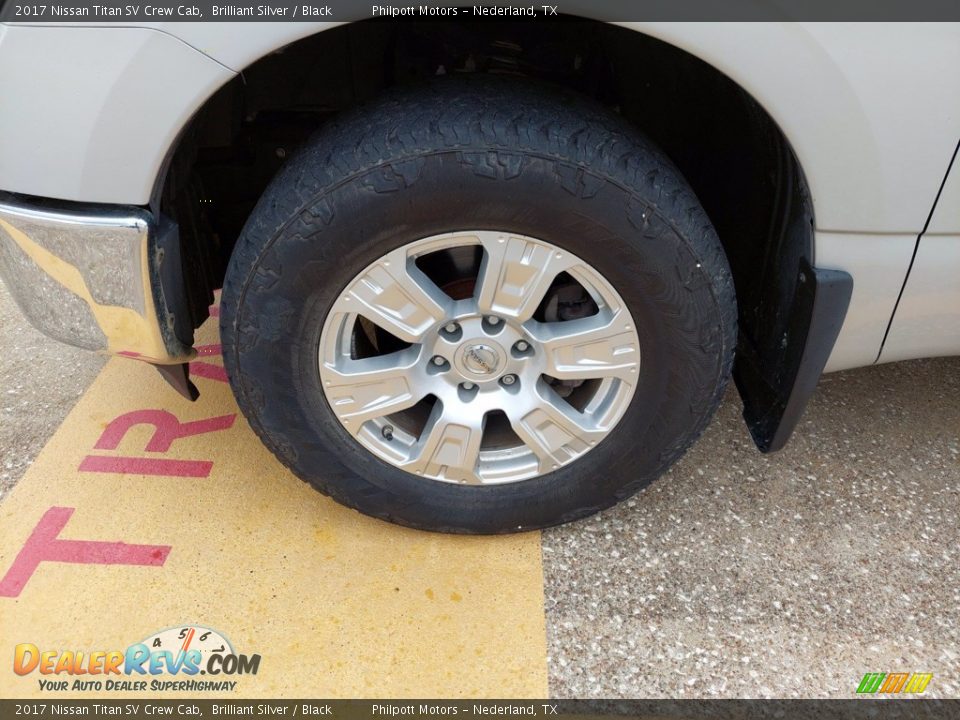 2017 Nissan Titan SV Crew Cab Wheel Photo #9